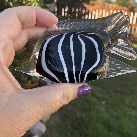 Glass Angel Fishes Lot of Two Blue & Black - Picture 4 of 10